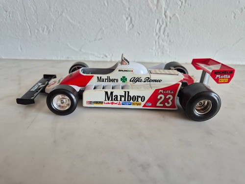 Voiture burago alfa romeo - burago,