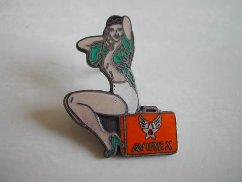 Pin sexy avirex - pin's,