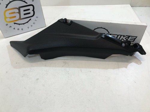 Carène arrière droite - arriÈre, yamaha