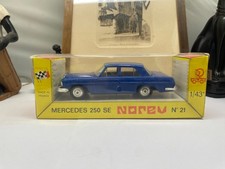 OLD RARE NOREV PLASTIC MERCEDES 250 SE N°21