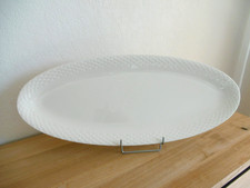 PLAT OVALE SERVICE A POISSON