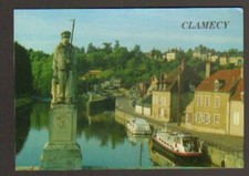 CLAMECY (58) BARGE & STATUE OF FLOATS in the CANAL