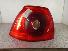 Feu arriere principal gauche