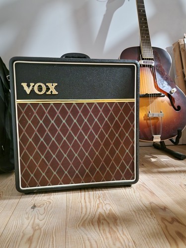Ampli vox lampes casi - vox, À