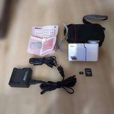 Nikon COOLPIX S10 Silver Digital Camera 10x Zoom Tested Good Condition