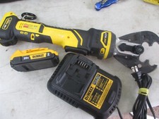 Stanley IBC600 Electric Wireless Line Crimper, 1 jaws, with battery & charger