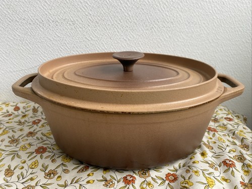 Ancienne cocotte fonte dom - cocotte, en