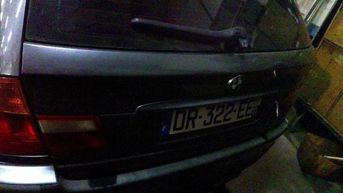 Malle hayon arriere bmw serie - arriere,