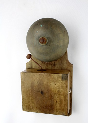 Ancienne horloge sonnette - /,