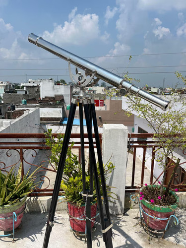 Télescope ancien style laiton
