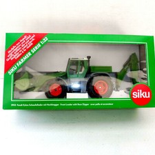 SIKU 3953 TRACTOR WITH SHOVEL AND EXCAVATOR NIB ORIGINAL BOX 1:32 GREEN