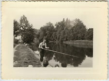 ANTIQUE PHOTO - VINTAGE SNAPSHOT - ANGLER FISHING POND - FISHERMAN