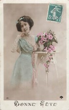 CP BONNE FETE WOMAN ELEGANT VASE ROSES FLOWERS EASEL - 53318