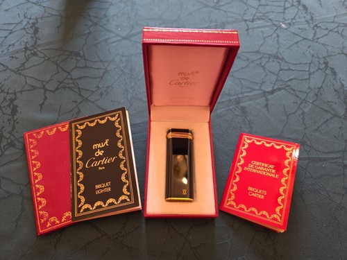 Briquet cartier must - must, de