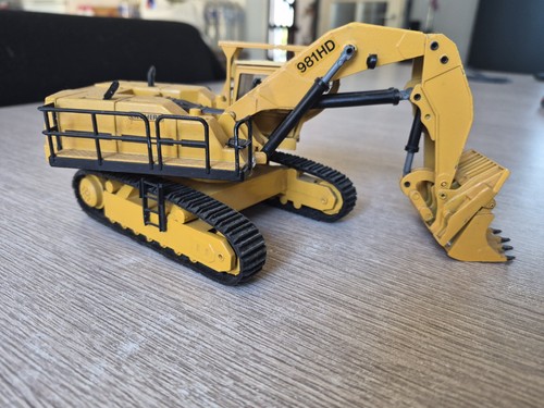 Liebherr excavateur miniature - liebherr,
