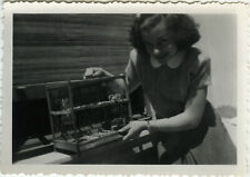 ANTIQUE PHOTO - VINTAGE SNAPSHOT - ANIMAL BIRD CAGE - BIRD CAGE 1952