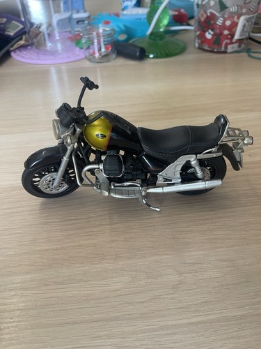 Moto miniature guzzi - moto,