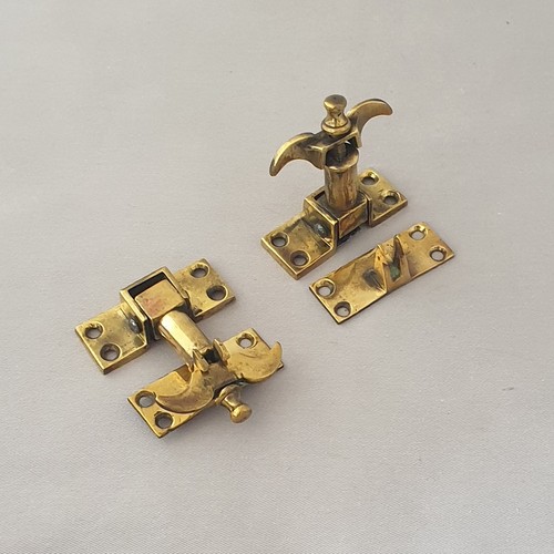 Paires fixations de - de,