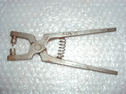 Objet outil ancien pince - outil, à