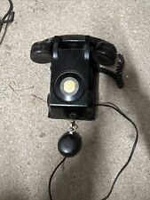 (n3) Ancien téléphone mural bakélite noir