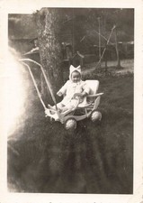 OLD PHOTOGRAPH 1933 GIRL IN