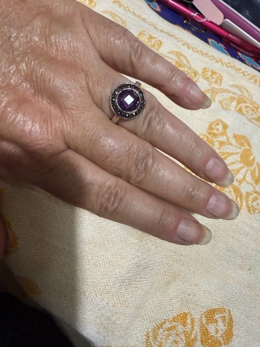 Très jolie bague argent - très,