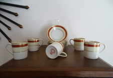 5 tasses café et soucoupes