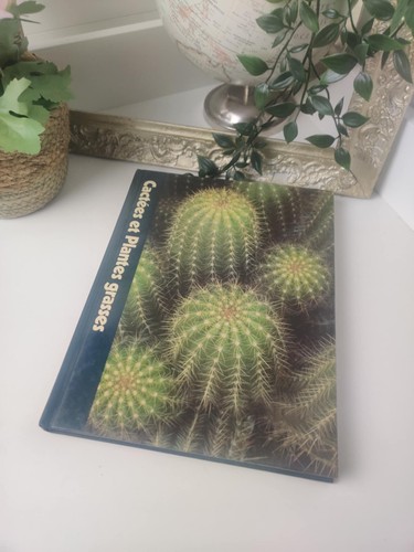 Livre cactées plantes - livre, et