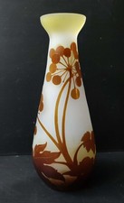 GALLE VASE PATE DE VERRE GRAVE