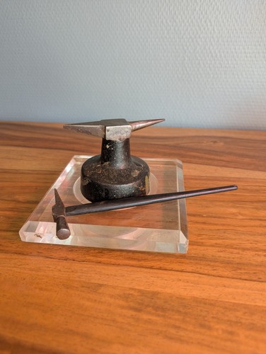 Anvil anvil watchmaker hammer