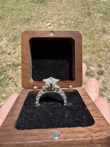 Natural earth mined 04ct - earth,