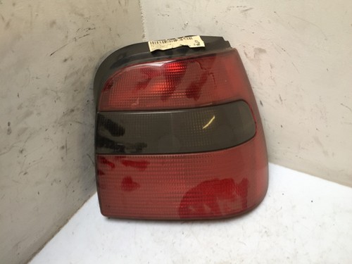 Feu arrière droit skoda - feu,