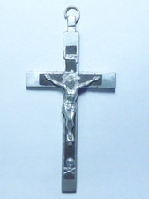 Crucifix pendentif croix