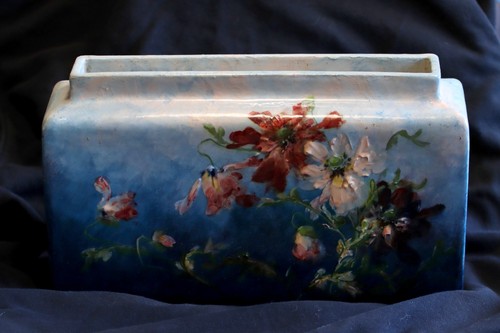 Jolie jardiniere faience - jolie,