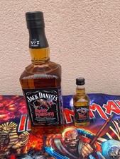 JACK DANIELS-BOUTEILLE-- MAIDEN --1 MIGNONNETTE EN VERRE + TAPIS ORDINATEUR