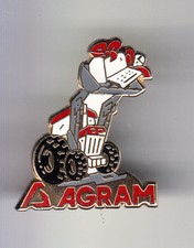RARE PINS PIN'S .. AGRICULTURE TRACTEUR TRACTOR CHARGEUR AGRAM FRANCE ~BQ