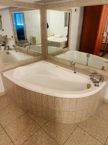 Urgent baignoire angles - urgent,