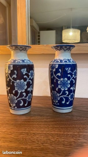 Paire vases porcelaine - de, en