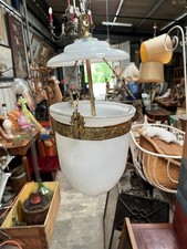 Suspension ancienne en opaline