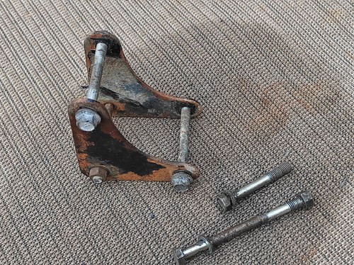 Ensemble fixation moteur pour