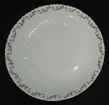 PORCELAINE DE LIMOGES JAMMET SEIGNOLLES "FORME VENUS" : Plat rond (fleurs OR)