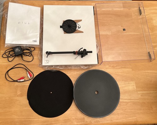 Rega planar plus - planar, turntable