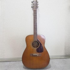 Guitare acoustique YAMAHA