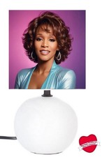 Lampe de chevet. Personnage