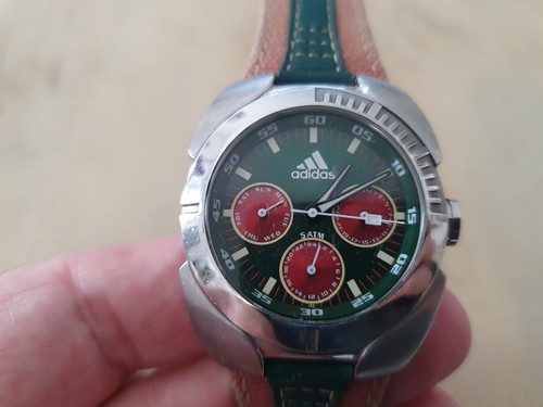 Montre sports adidas - montre,