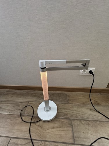 Dyson solarcycle morph desk - solarcycle,