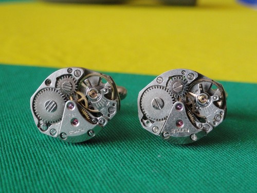 Montre mouvement boutons - montre,