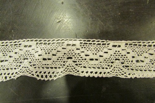Ancien galon dentelle au - galon,