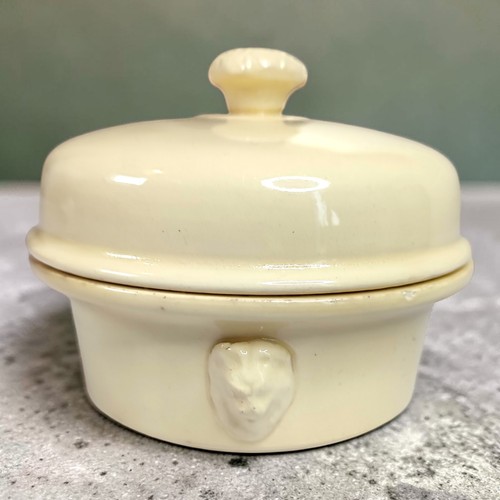 Pot couvert faience ancienne