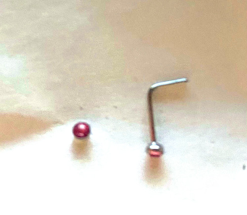 Piercing angle droit nez - piercing,